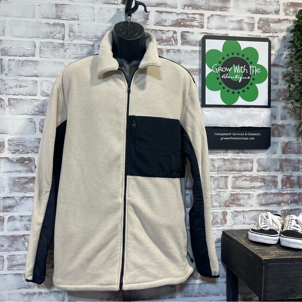 H&M Men's Zip-Up Beige and Black fleece  large